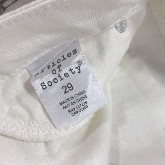 Articles of Society Rene Ripped&Frayed High Rise Jeans - Picture 8 of 16